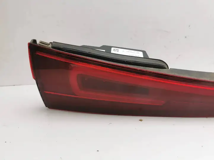 Mercedes-Benz EQA (2021 - ) A2439063000 Задний фонарь в крышке багажника — фото 7