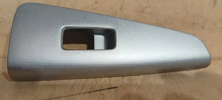 Toyota Corolla Verso E121 (2001 - 2004) 7427213040 Накладка кнопки стеклоподъемника — фото 13