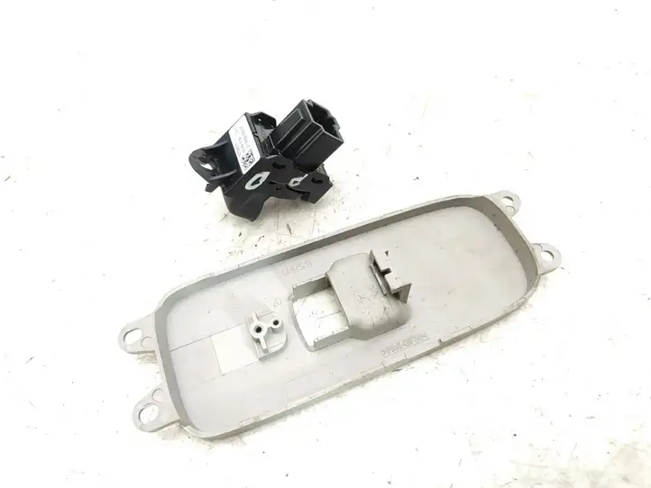 Volvo C70 (2005 - 2009) 30765076 Кнопка стеклоподъемников — фото 4