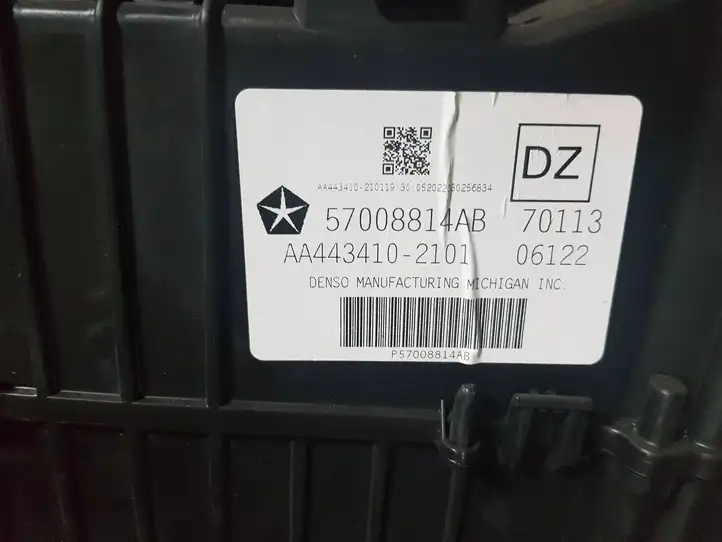 Dodge Ram (2018 - ) 57008814AB Электрический отопитель салона — фото 5