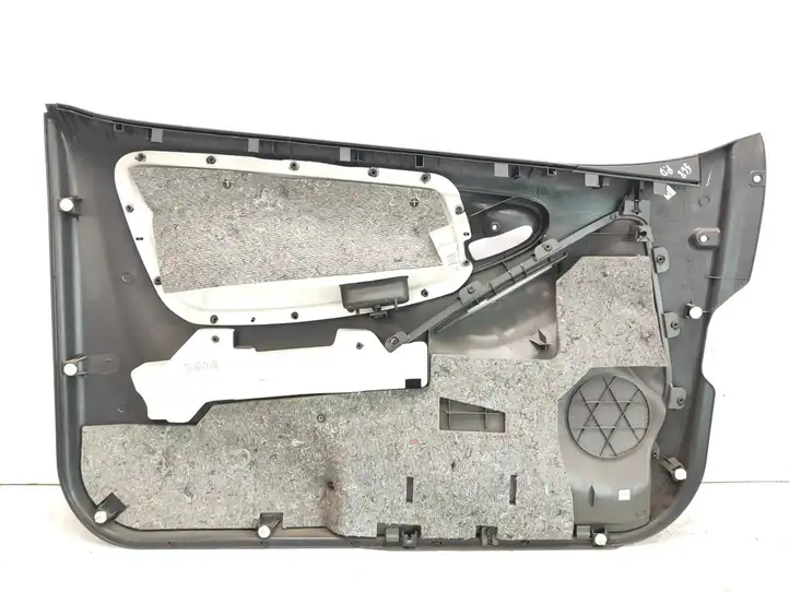 Toyota Yaris (2005 - 2009) 676110D010 Обшивка передней двери — фото 3