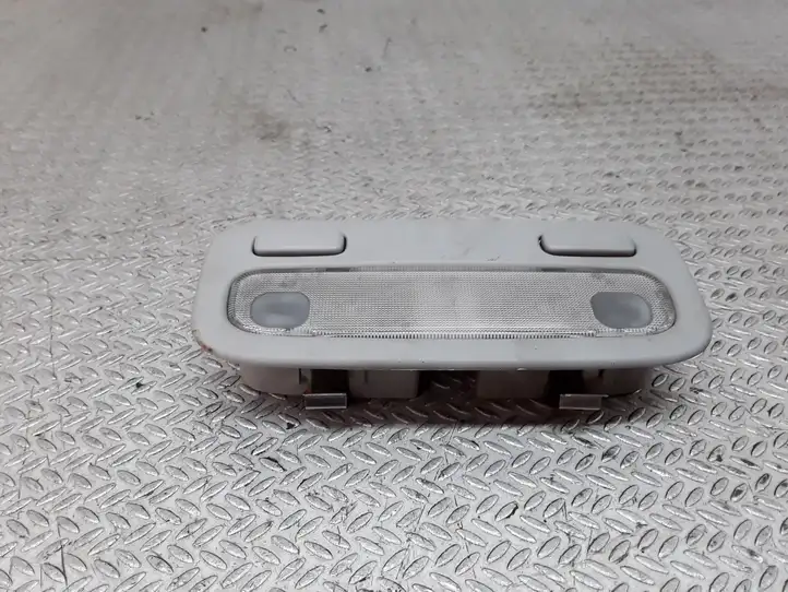 Toyota Corolla E120 E130 (2000 - 2004) Передняя подсветка — фото 1
