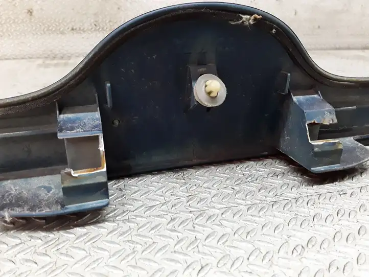 Toyota Corolla E120 E130 (2000 - 2004) Подсветка номера — фото 2