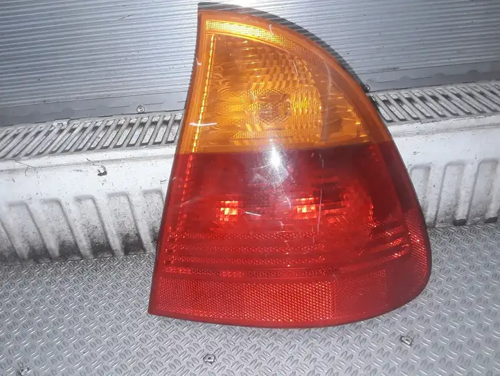 BMW 3 E46 (1998 - 2005) 28670202 Задний фонарь в кузове — фото 1