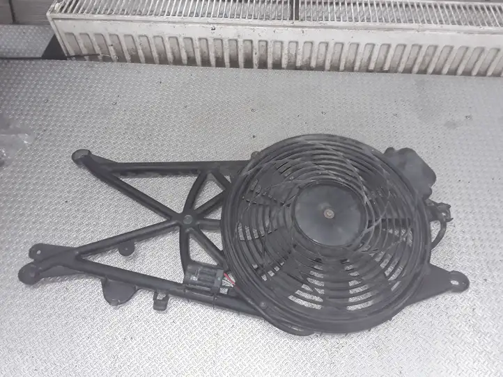 Opel Meriva A (2002 - 2006) 52406447 Вентилятор кондиционера — фото 1