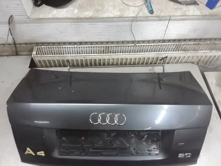Audi A4 S4 B6 8E 8H (2000 - 2006) Крышка багажника — фото 2