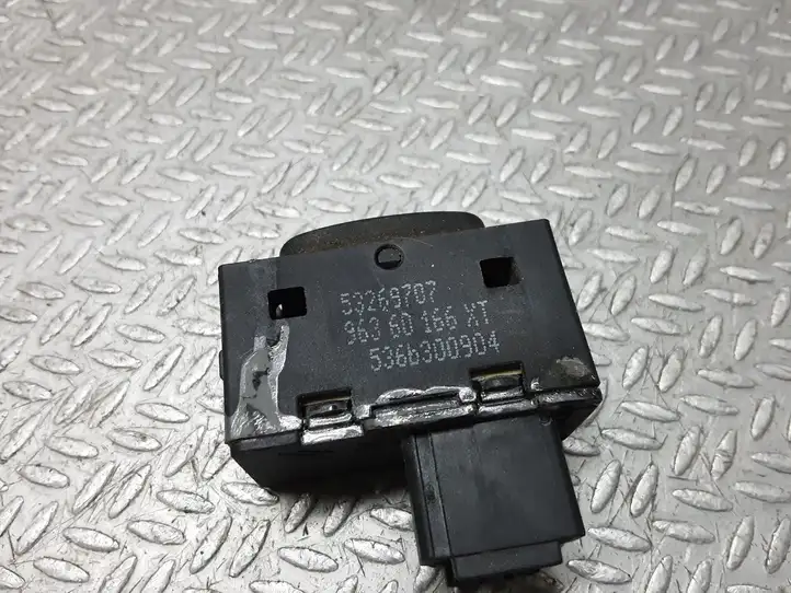 Peugeot 407 (2004 - 2011) 53269707 Блок кнопок стеклоподъемников — фото 1