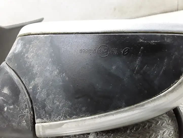 Volkswagen Golf V (2003 - 2009) E13010880 Боковое зеркало с электроприводом — фото 2