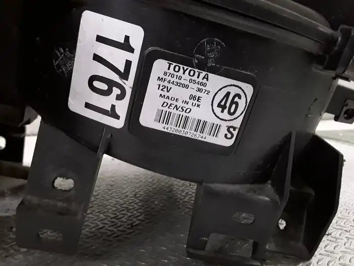 Toyota Avensis T250 (2003 - 2006) 8701005460 Комплект системы вентиляции салона — фото 2