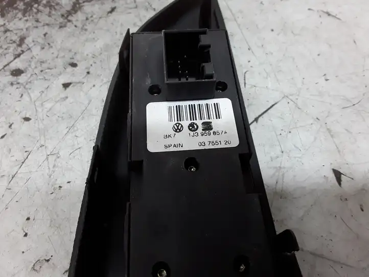 Skoda Fabia Mk1 (6Y) (1999 - 2007) 1J3959857A Блок кнопок стеклоподъемников — фото 2