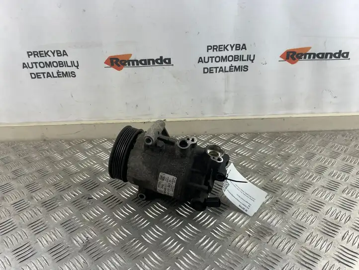 Volkswagen PASSAT B8 (2015 - ) 5Q0820803D Компрессор (насос) кондиционера воздуха — фото 1