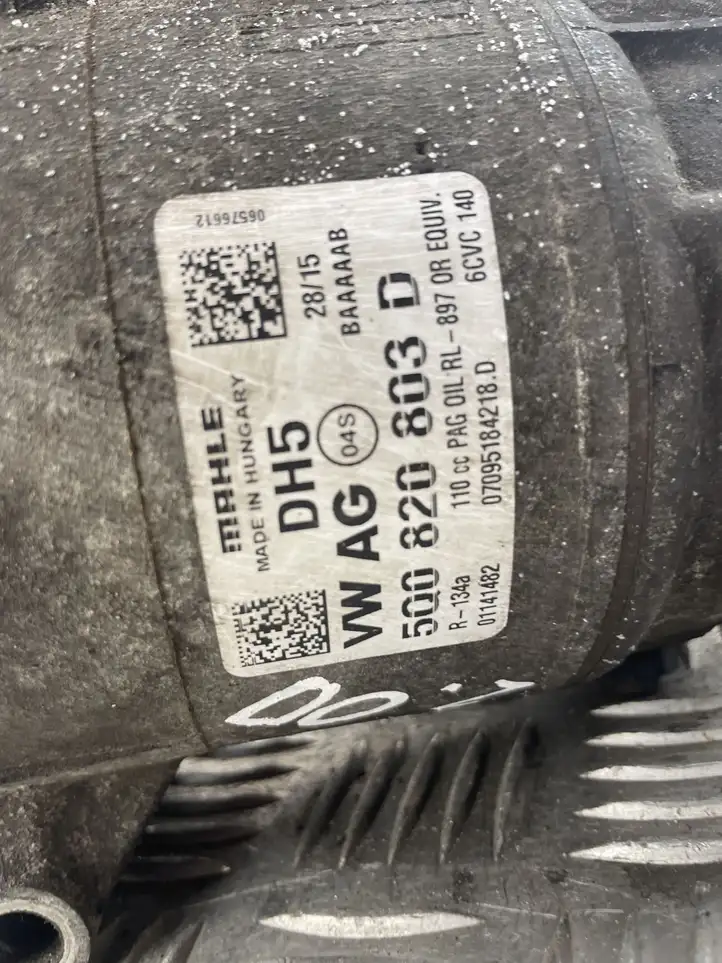 Volkswagen PASSAT B8 (2015 - ) 5Q0820803D Компрессор (насос) кондиционера воздуха — фото 2