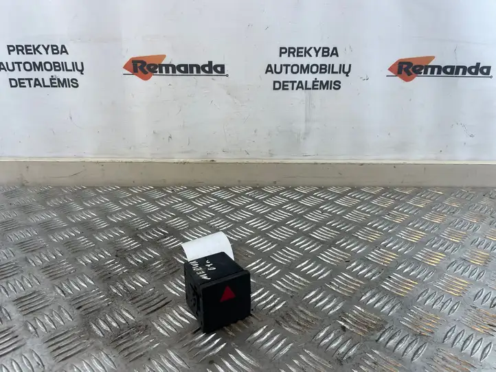 Opel Meriva A (2002 - 2006) 93332970 Включатель аварийных фонарей — фото 1