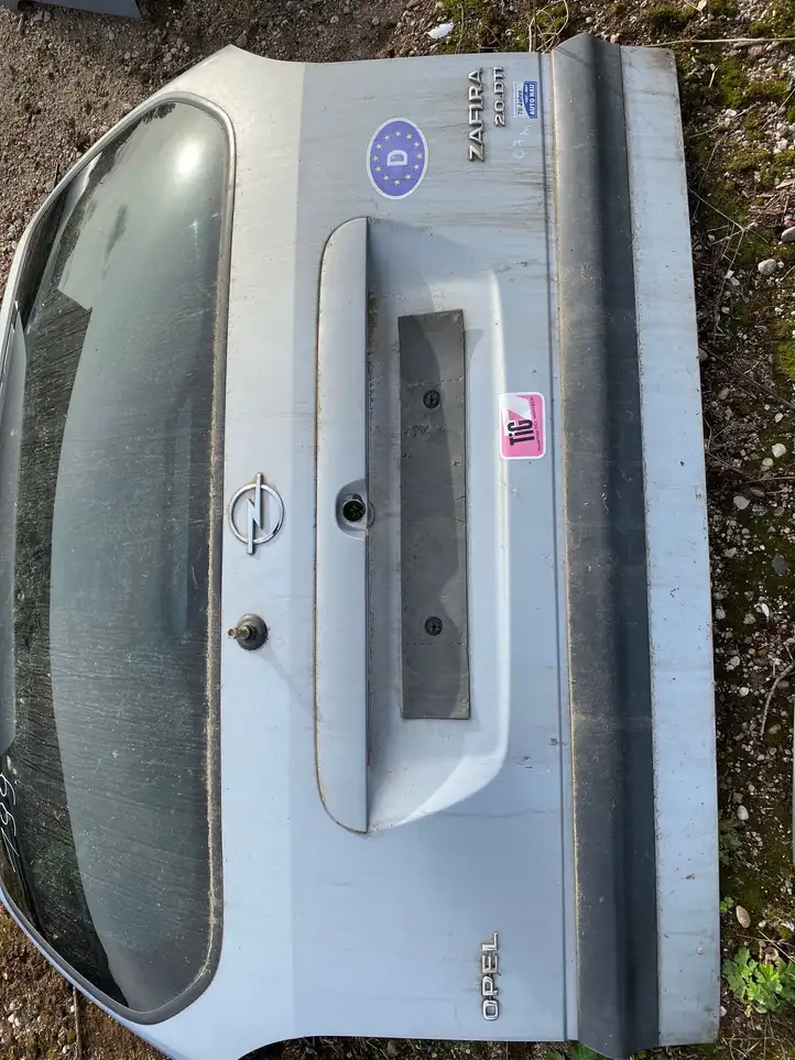Opel Zafira A (1999 - 2003) Крышка багажника — фото 2