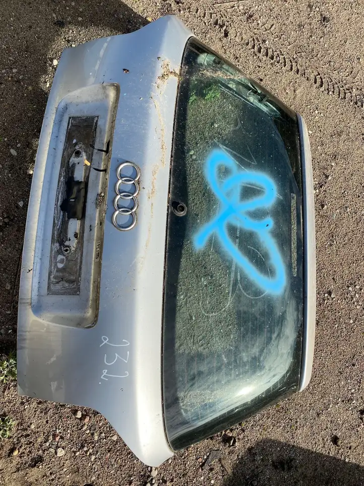 Audi A4 S4 B6 8E 8H (2000 - 2006) Крышка багажника — фото 1