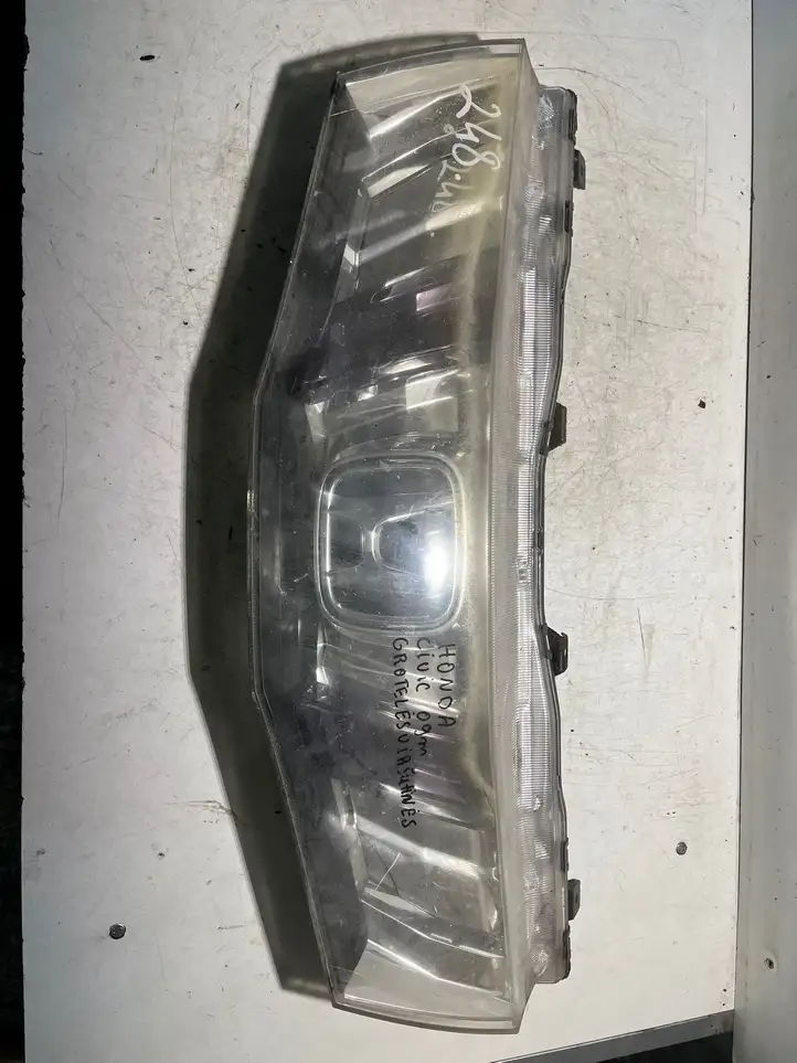 Honda Civic (2006 - 2011) 71120SMGE010M1 Верхняя решетка радиатора — фото 1