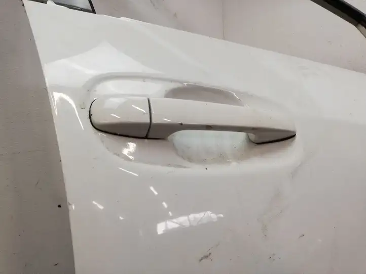 Toyota Verso (2012 - 2015) Дверь — фото 4