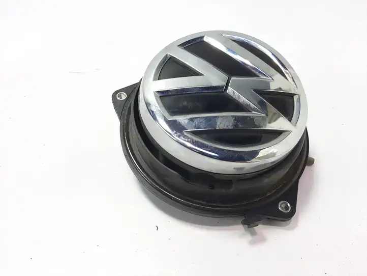 Volkswagen Golf VII (2013 - 2019) 5GE827469D Кнопка закрытия багажника — фото 2