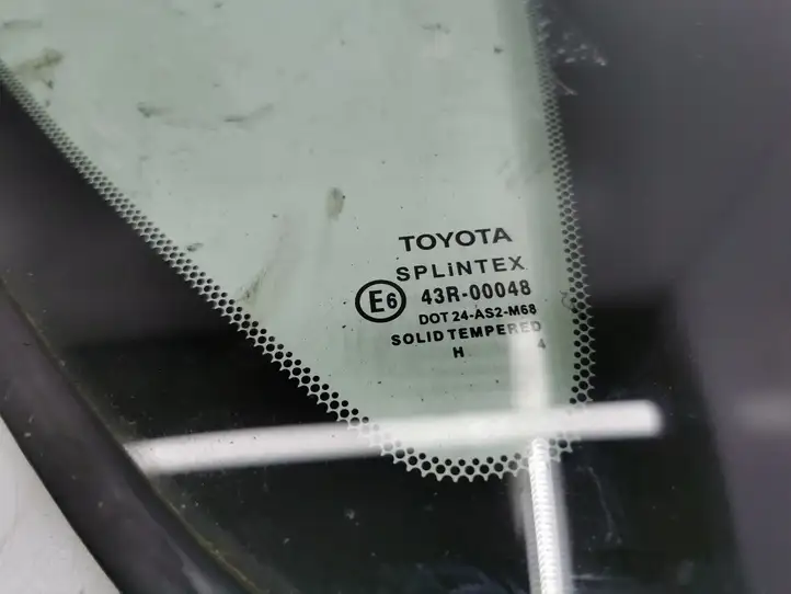 Toyota Corolla Verso AR10 (2004 - 2009) 43R00048 Форточка двери — фото 3