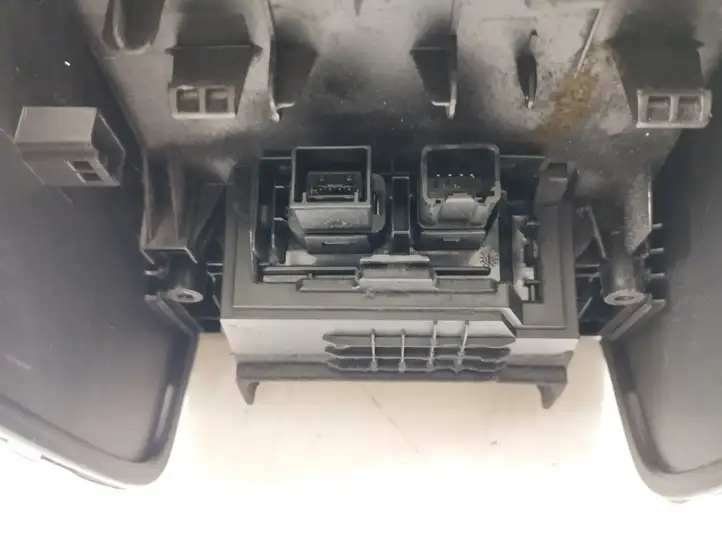 Volvo S60 (2010 - 2013) 30791394 Ящик центральной консоли — фото 4