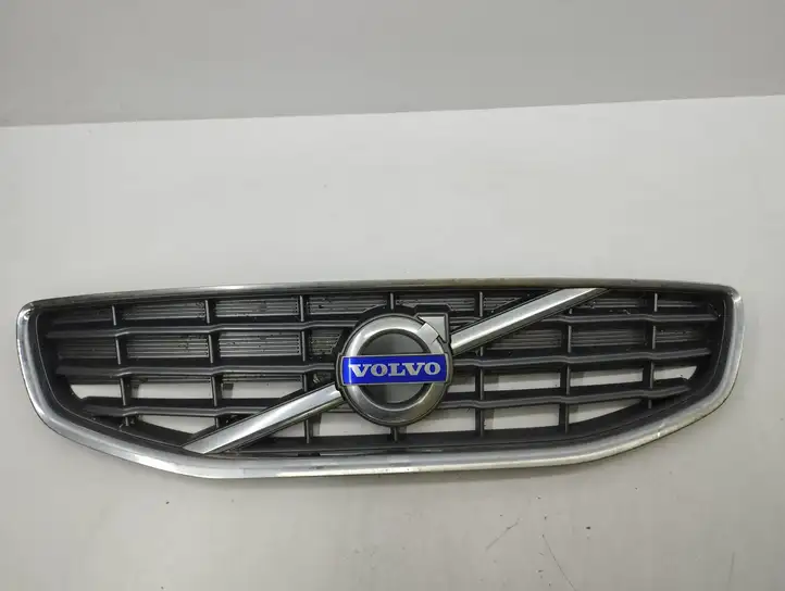 Volvo S60 (2010 - 2013) 31333692 Верхняя решетка радиатора — фото 5