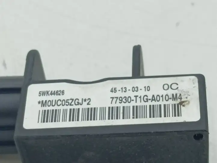 Honda CR-V (2012 - 2016) 77930T1GA010M4 Датчик удара SRS — фото 7