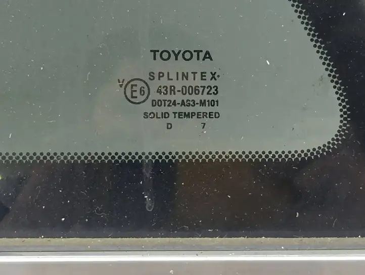 Toyota Avensis T250 (2003 - 2006) 43R006723 Заднее боковое стекло — фото 5