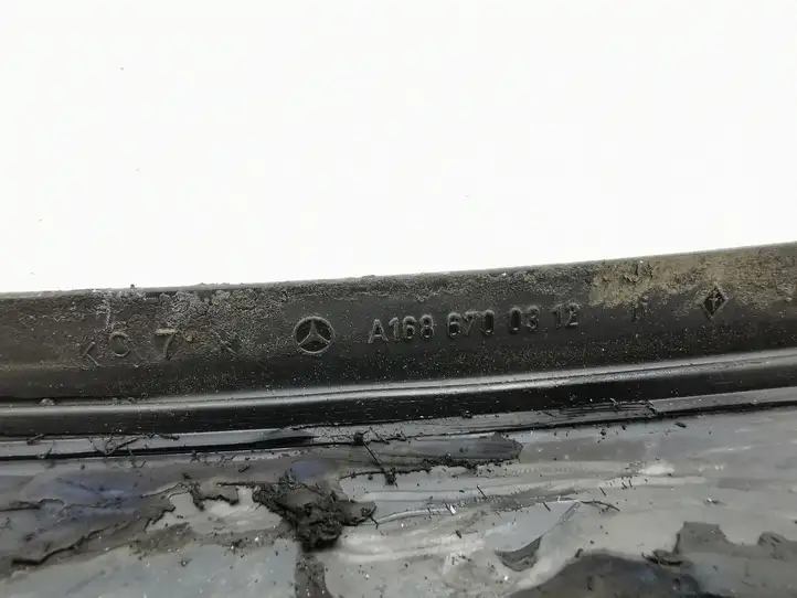 Mercedes-Benz A W168 (1997 - 2004) A1686700312 Заднее боковое стекло — фото 6