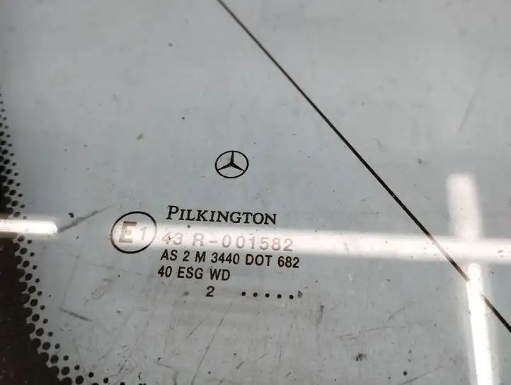 Mercedes-Benz C W203 (2000 - 2007) A2036700112 Заднее боковое стекло — фото 6