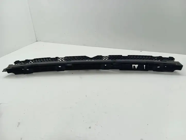Volkswagen PASSAT B8 (2015 - ) 3G9807863 Кронштейн заднего бампера — фото 4