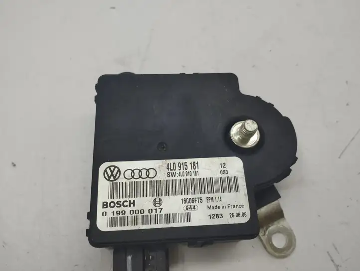 Audi Q7 4L (2005 - 2009) 4L0915181 Блок управления аккумулятором — фото 3