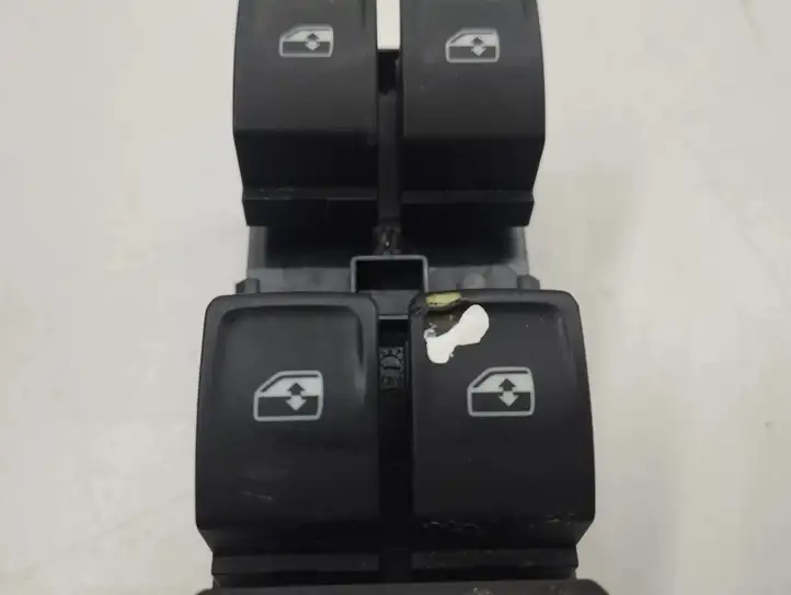 Volkswagen Tiguan (2020 - 2024) 5G0959857D Блок кнопок стеклоподъемников — фото 3