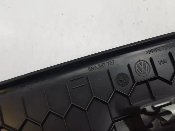 Volkswagen Tiguan (2020 - 2024) 5NA867707 Комплект обшивки крышки багажника — фото 8