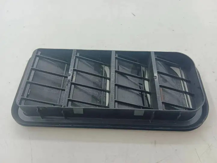Volkswagen Tiguan (2020 - 2024) 7N0819465F Вентиляционная решетка кузова — фото 5