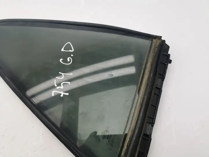 Toyota Corolla E210 E21 (2018 - ) 6818802260 Форточка двери — фото 5
