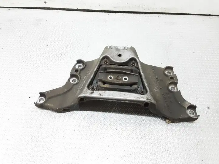 Audi A6 (2004 - 2008)  4F0399263M Кронштейн крепления коробки передач