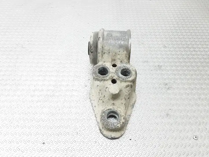 Audi A6   4B0501521E Задняя направляющая втулка (втулки) (сайлентблок)