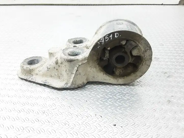 Audi A6   4B0501521E Задняя направляющая втулка (втулки) (сайлентблок)