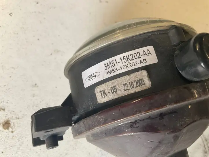 Ford Focus C-MAX (2003 - 2010)  3M5115K202AA Передняя противотуманная фара