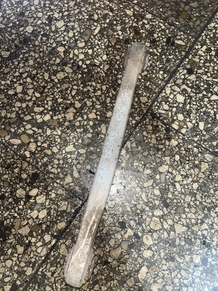 Volkswagen Touareg I (2002 - 2010)   Вилы