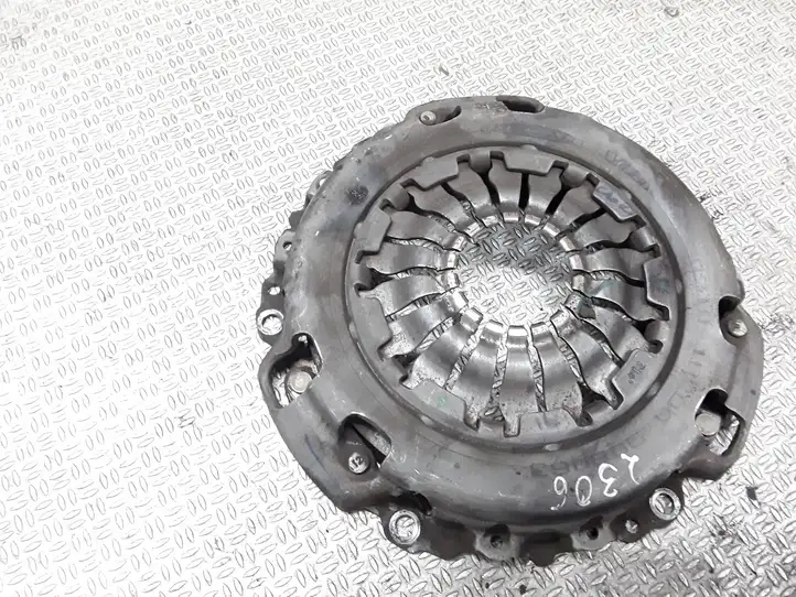 Nissan Micra (2010 - 2013)   Корзина сцепления