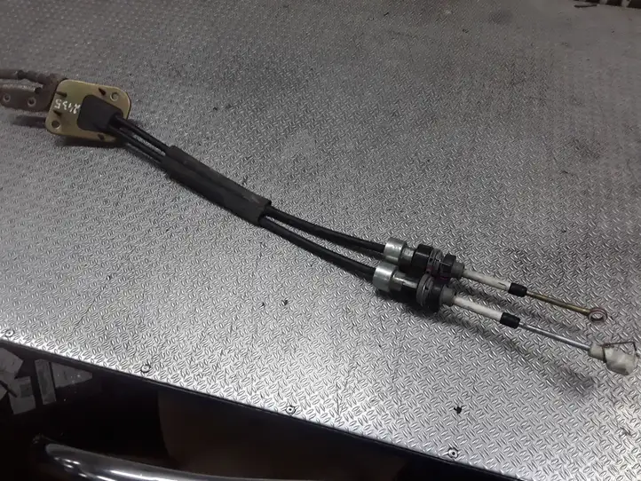 Toyota Corolla Verso E121 (2001 - 2004)   Трос переключения передач