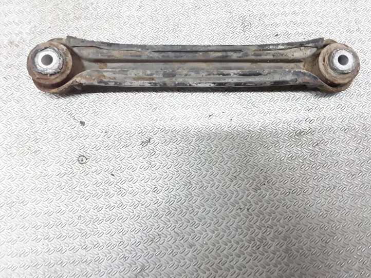 Mercedes-Benz C W203 (2000 - 2007)   Рычаг