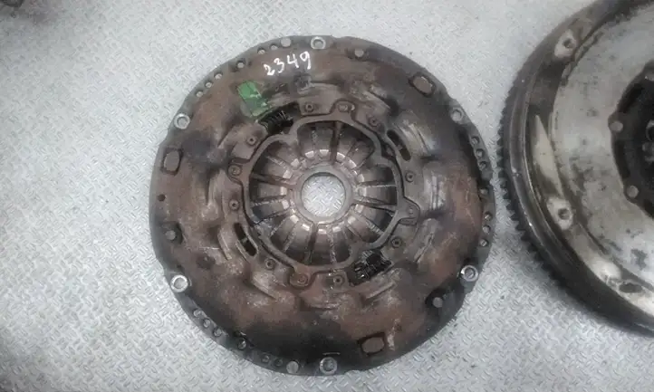 Toyota Corolla Verso AR10 (2004 - 2009)  134500R010 Комплект сцепления