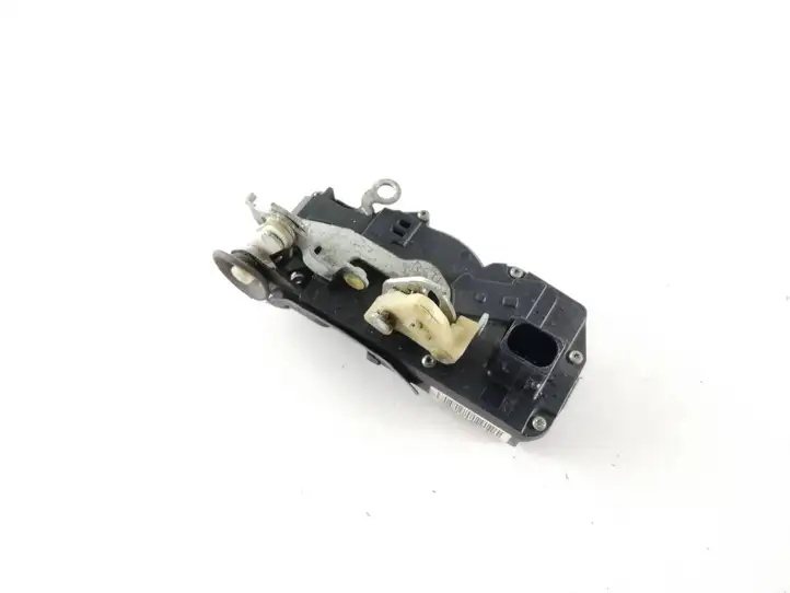 Hummer H2   15182171 Замок задней двери