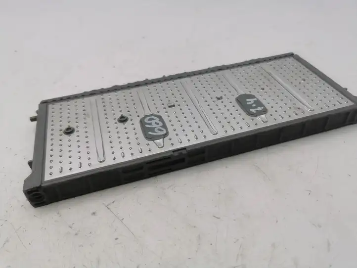 Lexus GS 300 350 430 450h (2004 - 2007) 275RCP01751KB4 Аккумулятор гибридного / электрического автомобиля — фото 4