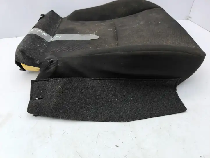Toyota Yaris (2009 - 2012) Нижняя часть сиденья водителя — фото 3