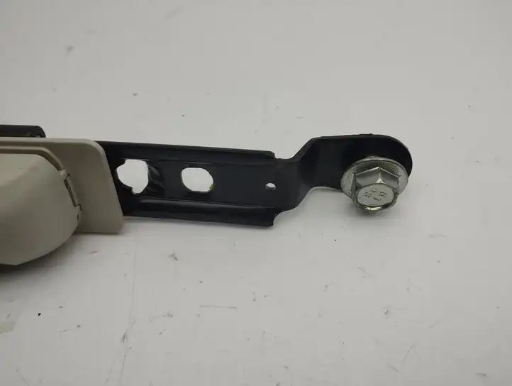 Mazda CX-5 II (2017 - ) Регулятор высоты ремня безопасности — фото 9