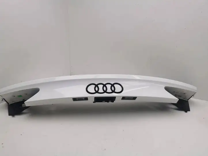Audi A7 S7 4G (2010 - 2014) 4G8827086K Подсветка номера — фото 1