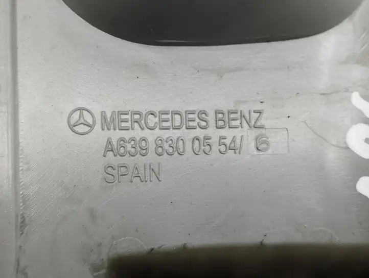 Mercedes-Benz Vito Viano W639 (2003 - 2010) A6398300854 Вентиляционная решетка крыши — фото 7